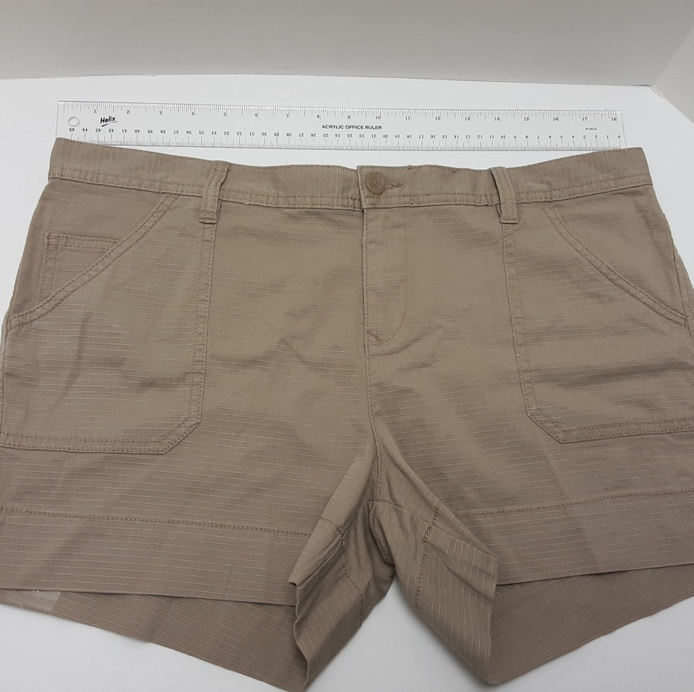 CALVIN KLEIN TEXTURED SHORTS 14